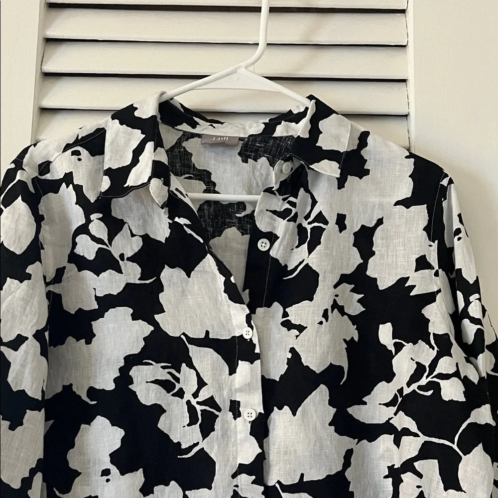 J. Jill 100% Linen Button Up Long Sleeved Shirt - Picture 5 of 5